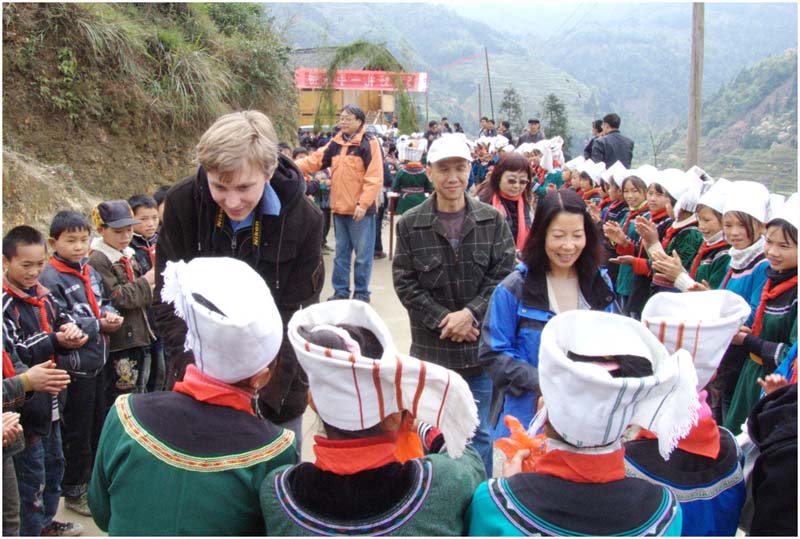 news100402-06